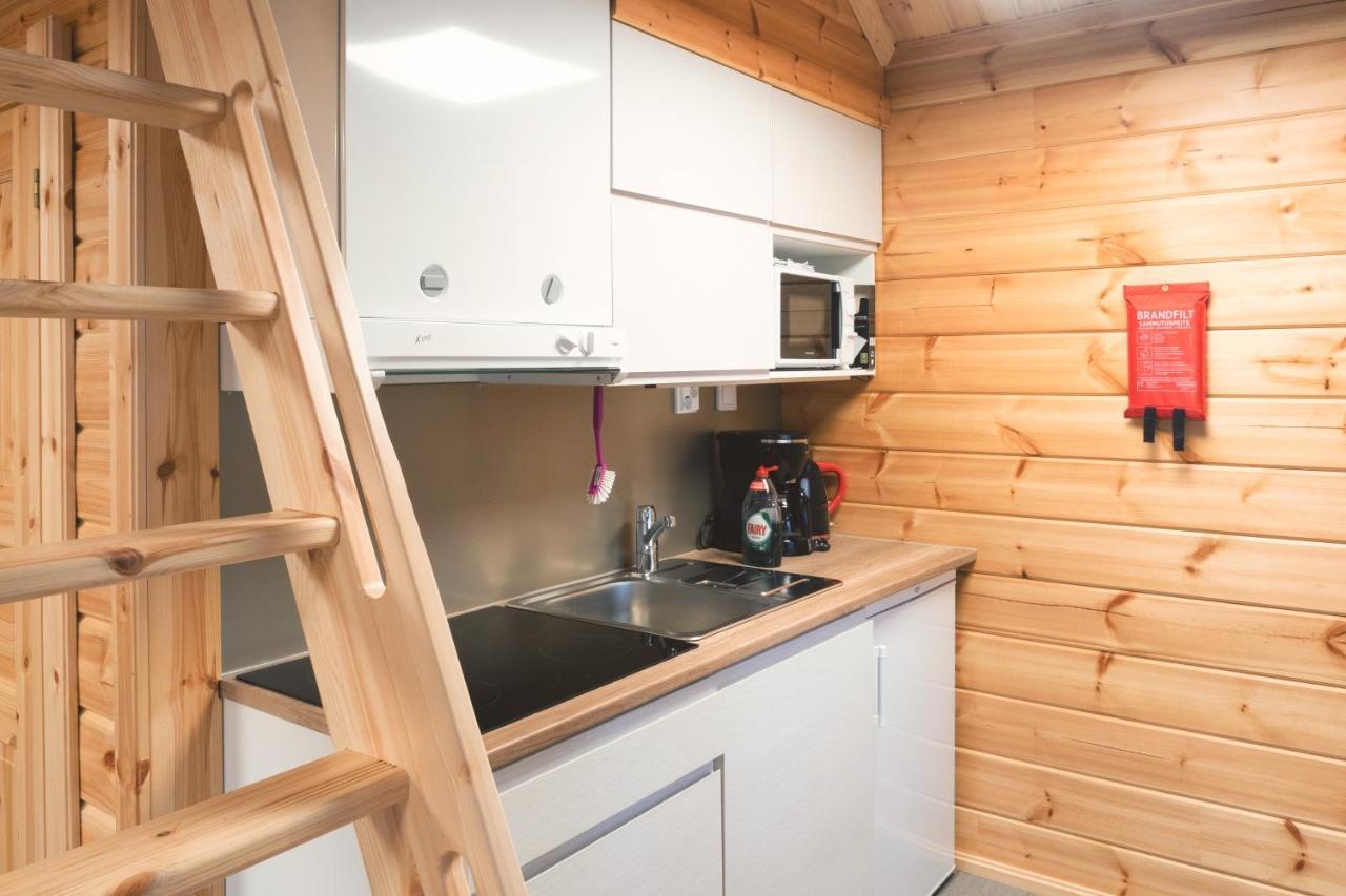 Harriniva Adventure Resort Cabins Муонио Екстериор снимка